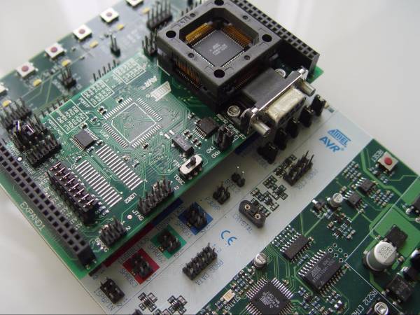Photo of Atmel STK500 with ATmega128 expansion